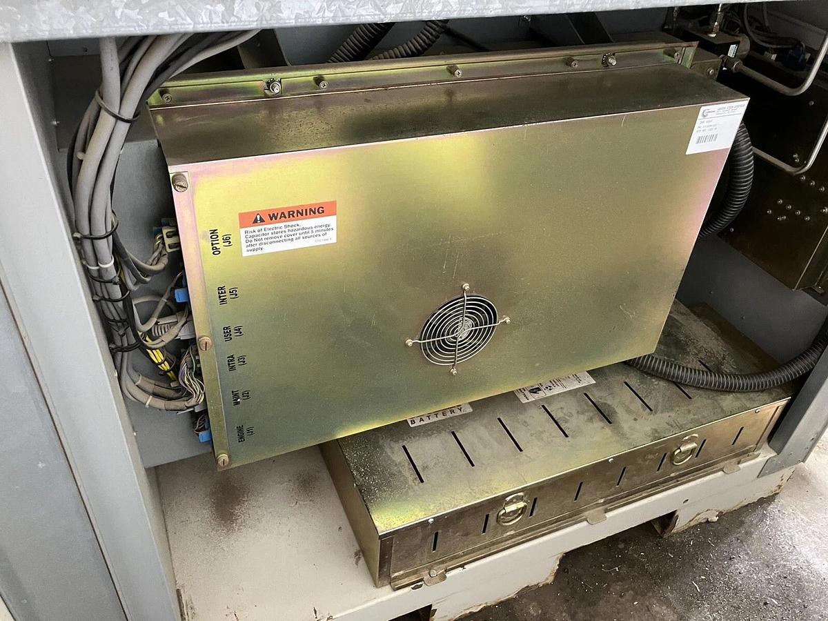 Used Capstone Microturbine 330 Turbine NatGas 3PH 480V 28kW NEW BATTERY PACK 2500hrs