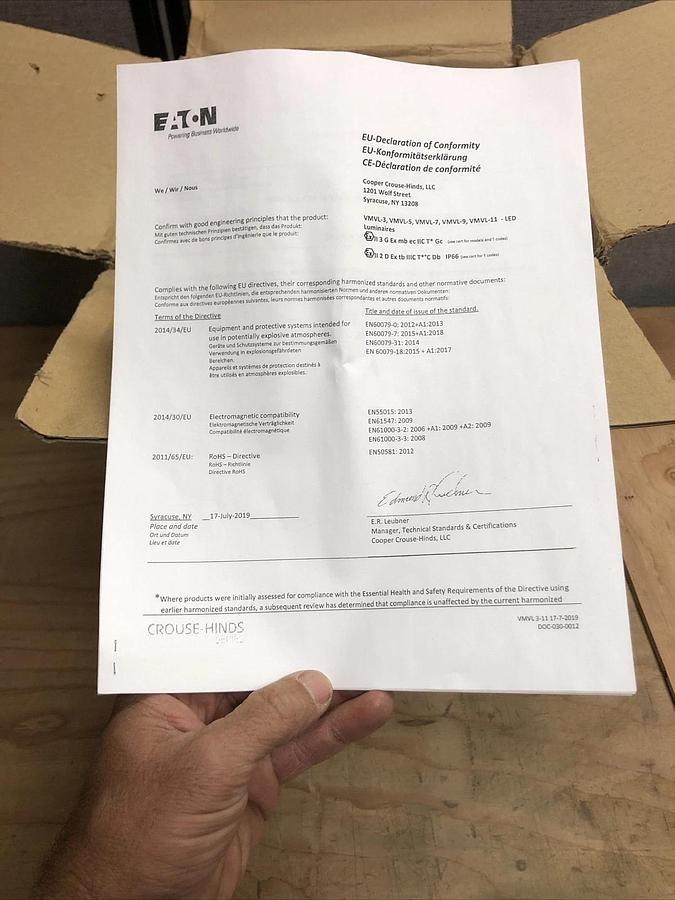 EATON CORPORATION VMVL-5-P-R1-UNV1 / VMVL5PR1UNV1 BRAND NEW Hazardous Location*-