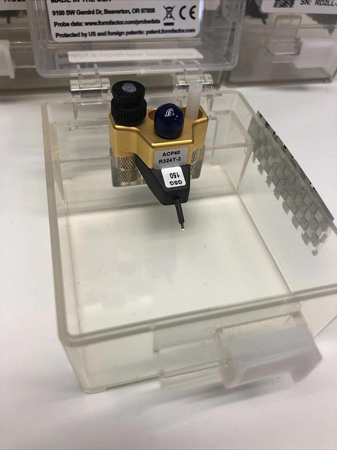 Used 4x Form Factor Cascade Probes ACP Probe ACP40-GSG-150 *