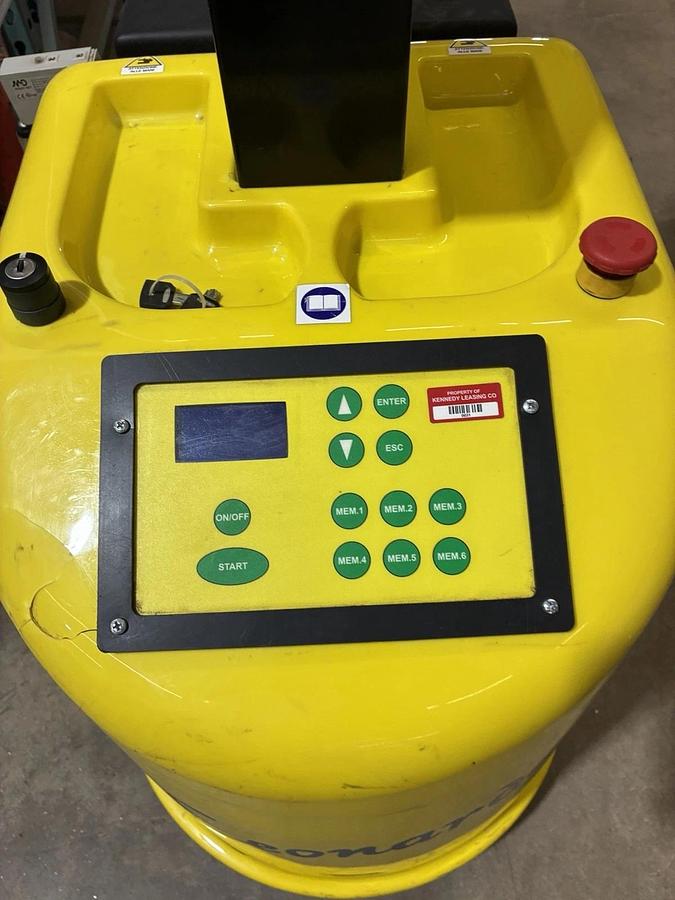 Used LEONARDO ROBOSPIR Mobile Pallet Stretch Wrapper Telescopic Robot Pallet Wrapper
