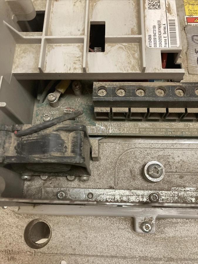 Used ALLEN-BRADLEY 20AD052A3AYNAEC0 PowerFlex 70 AC Drive CONDITION UNKNOWN *-