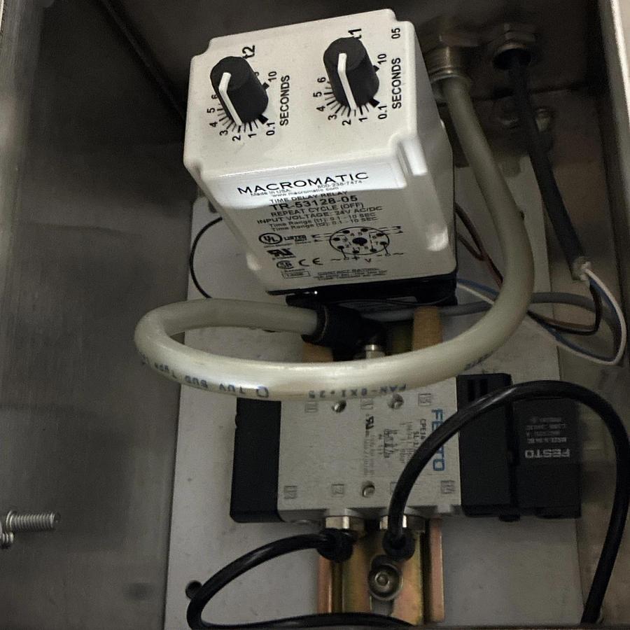 Used Pharmaceutical  Syringe Inspection Station.  Optima Group Pharma. SIE 2012