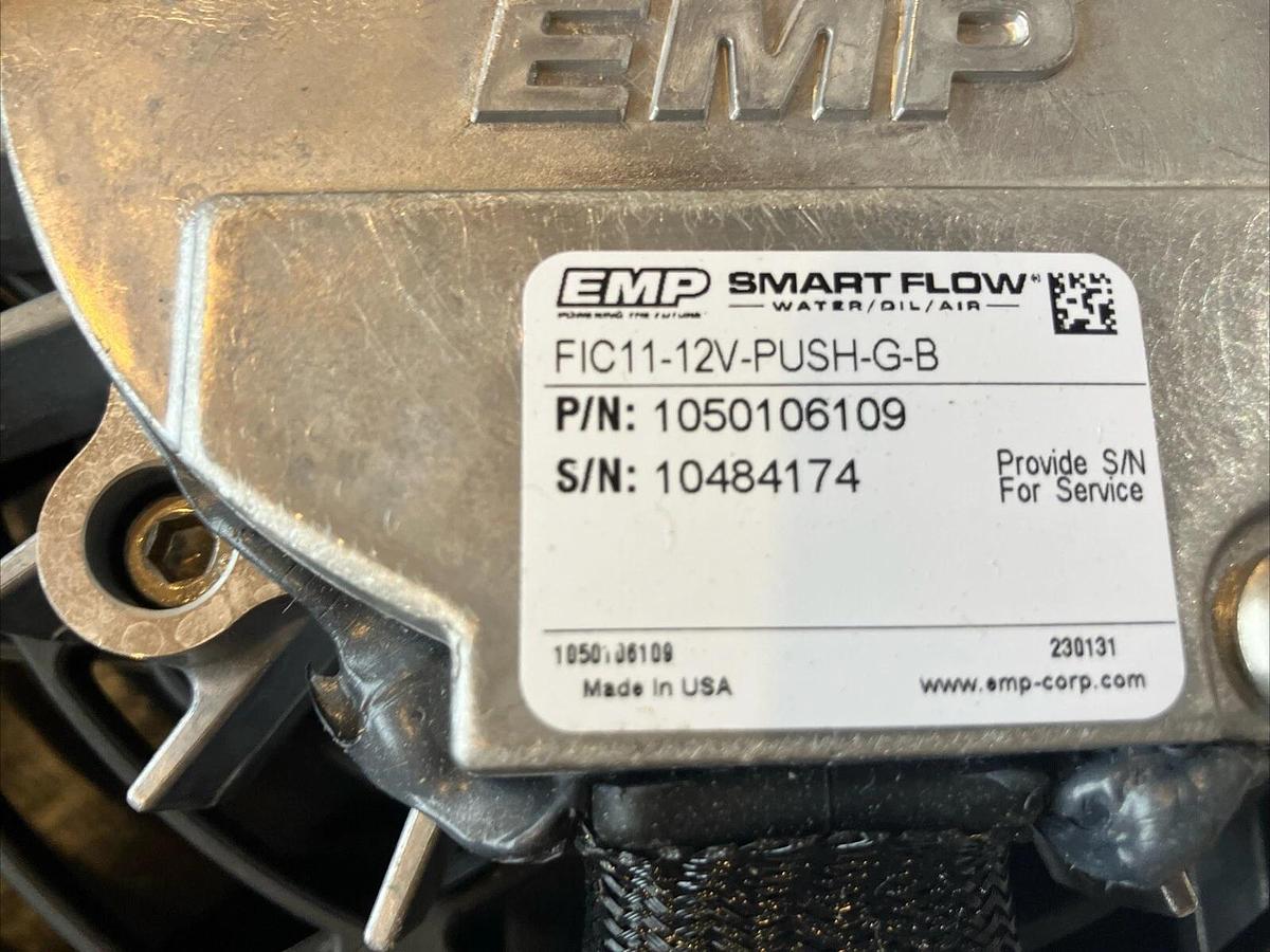 High performance Oil cooler, EMP 2020029123, OK2-3219-12v 2x 11” Fans *-
