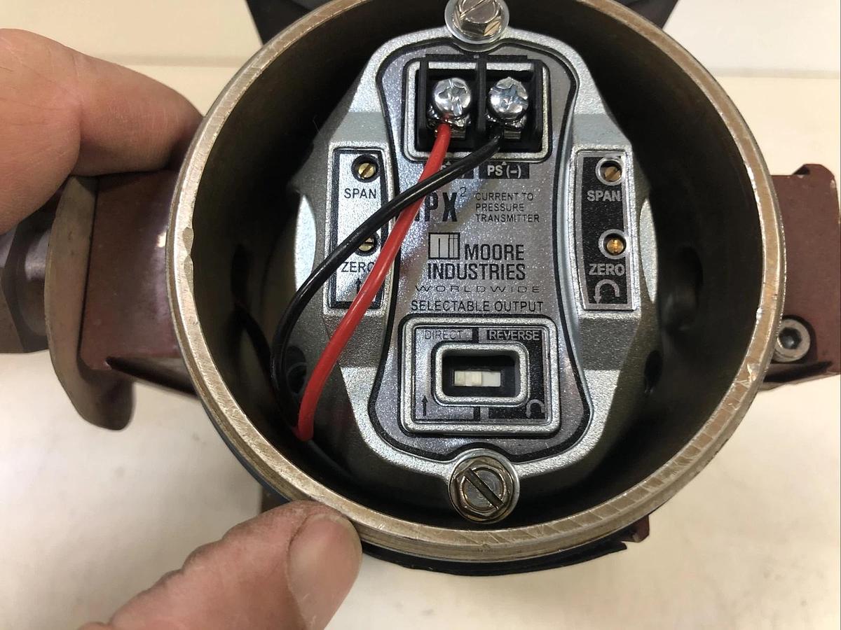 Used 25 Moore Industries IPX2 Natural Gas IP Transmitter IPX2/4-20MA/0-30PSIG/35psi*