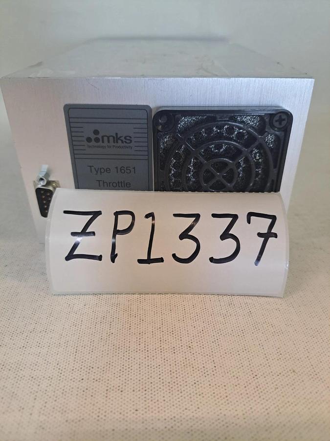Used MKS Type 1651 Throttle Valve Controller NEW No Box