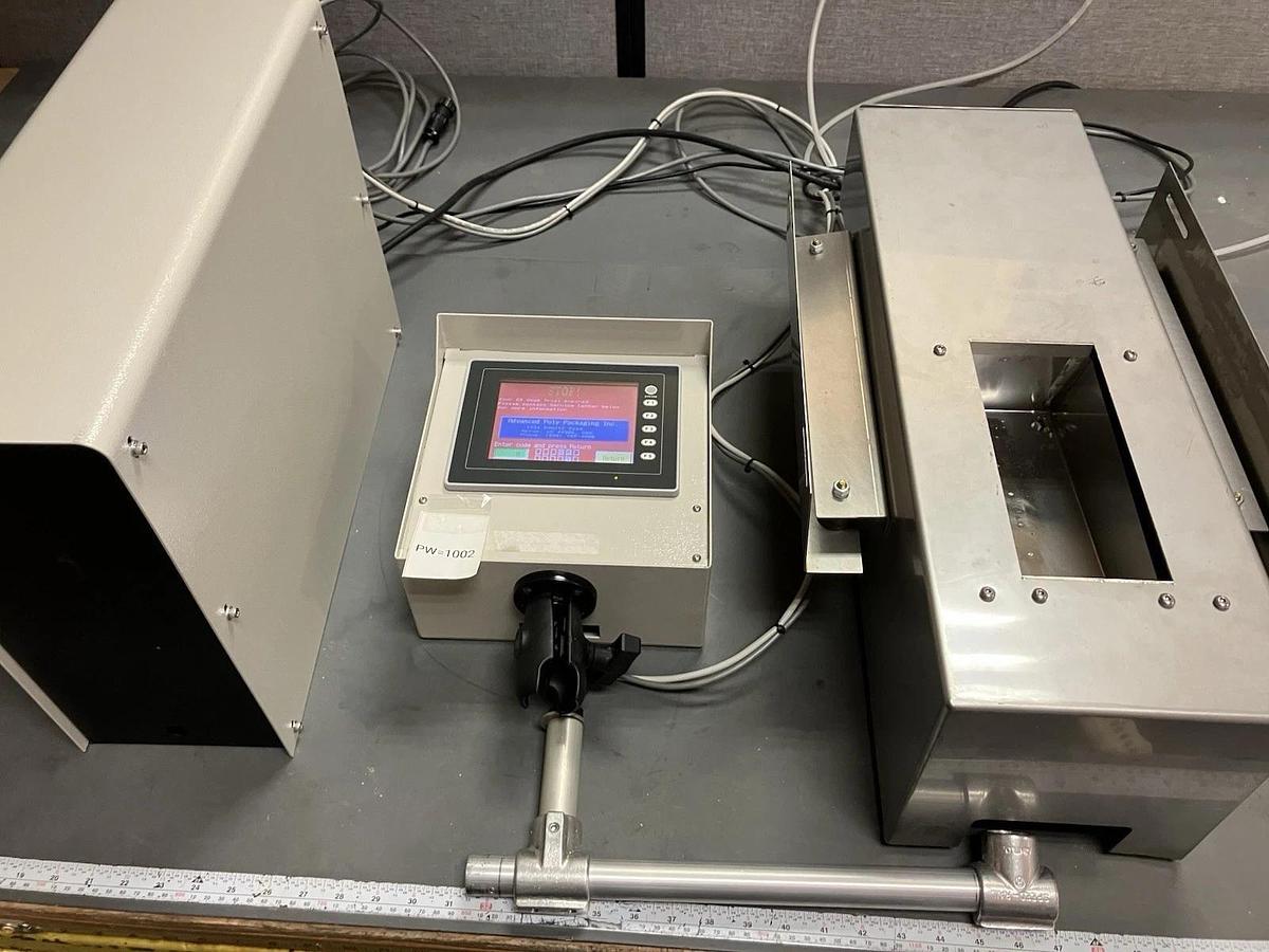 Used Advanced Poly-Packaging US-5000 Counting Scale, With Auto Tipper See Description