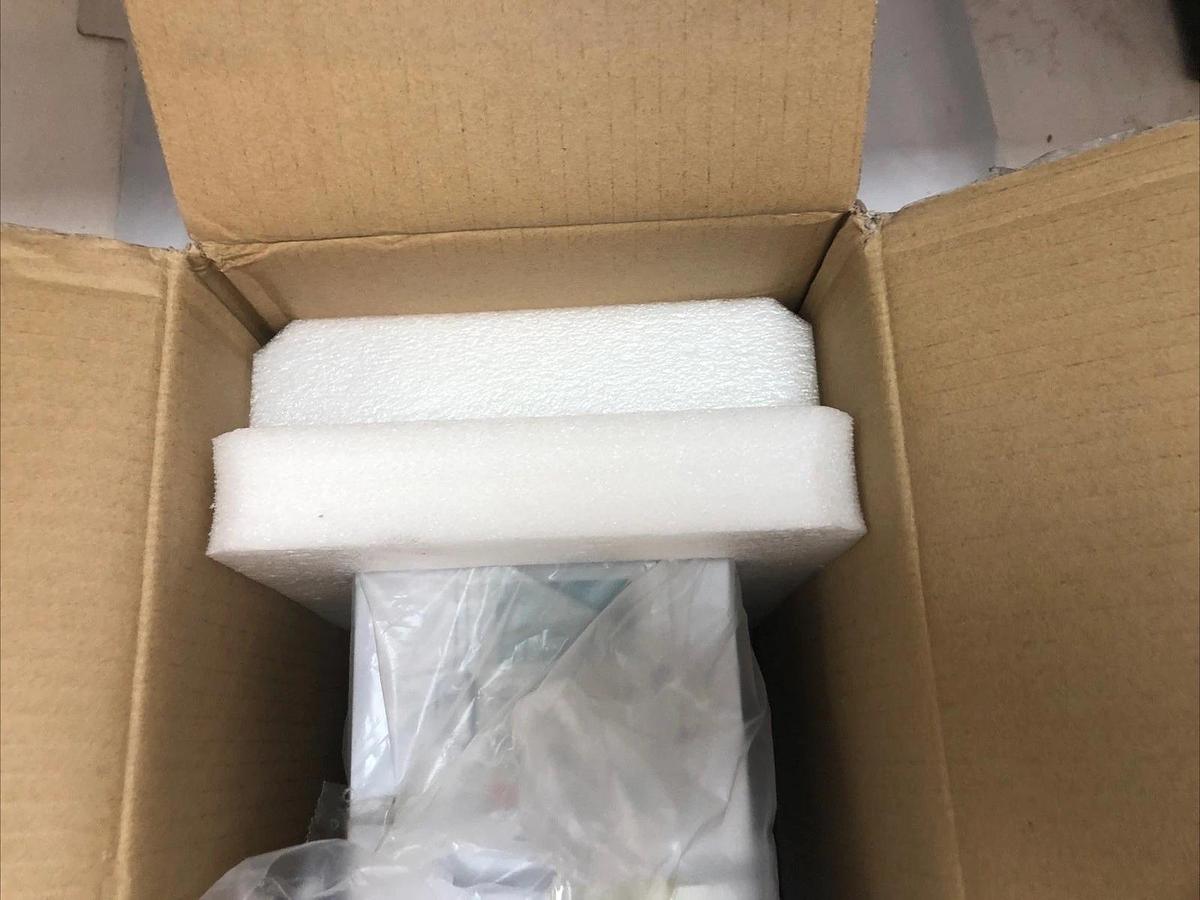 1 NEW EATON CORPORATION DG1-32011FB-C21C, Input 208-240V, Output 0~Vin, 50-60Hz