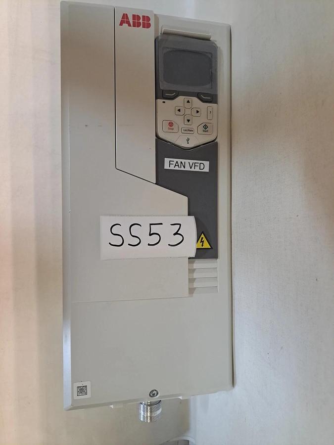Used ABB ACS580-01-027A-4 Variable Frequency Drive VFD 20HP Mustang Dyno Pull USED