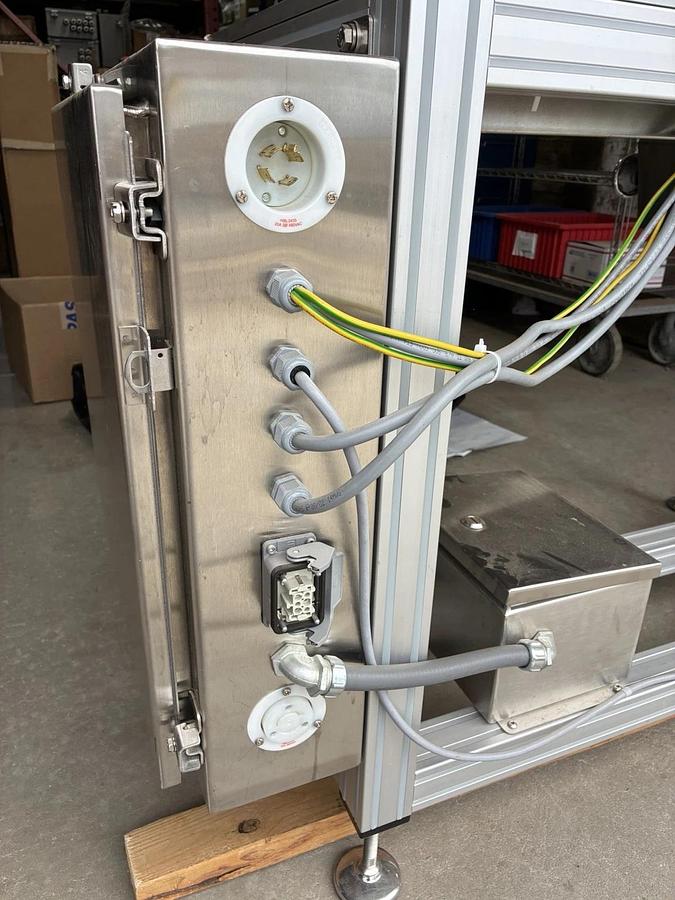 Used Pharmaceutical Syringe Inspection Station. Optima Group Pharma. SIE 2011