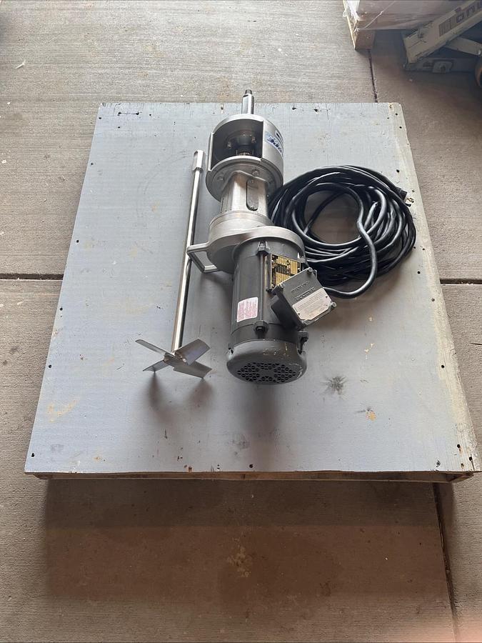 Used NEW 36" Sharpe Mixers SSFGM-033VF Stainless Steel Gear Drive Mixer/Motor | USA