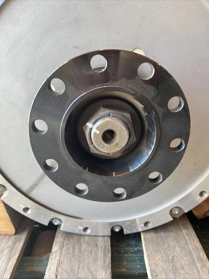 Used Nidec EV Large Electric Heavy-Duty Traction Motor PEV250-12-G005 800V PMSM 225kW