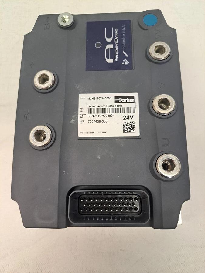 Used PARKER GVI-D024-0550S1-S00-G0000 Global Vehicle Inverter USED