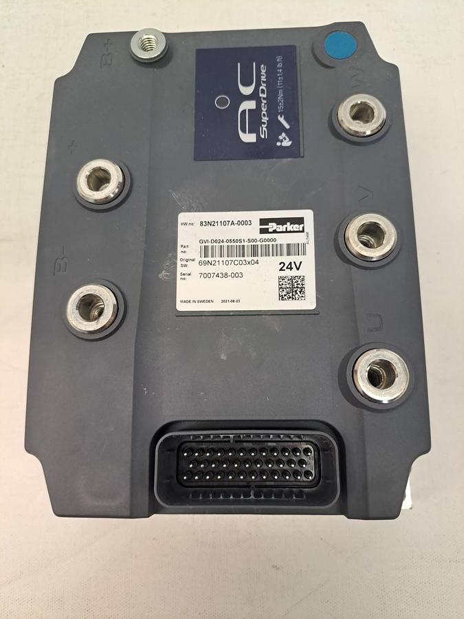 Used PARKER GVI-D024-0550S1-S00-G0000 Global Vehicle Inverter USED