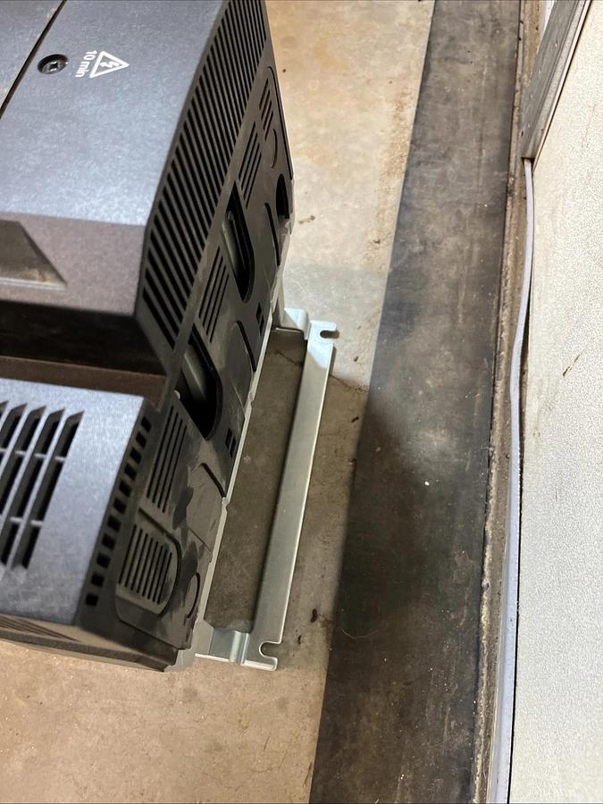 Used Nidec Control Techniques Unidrive M000-114 03770 DUO, INDUSTRIAL | U.S.A. SELLER