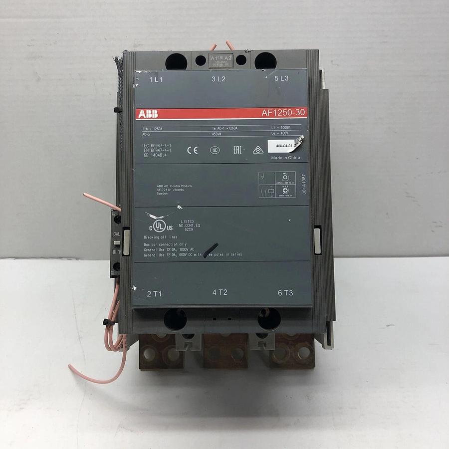 Used ABB AF1250-30 CONTACTOR 1260A 100V W/ (1) CAL18-11 AUXILIARY CONTACTS *