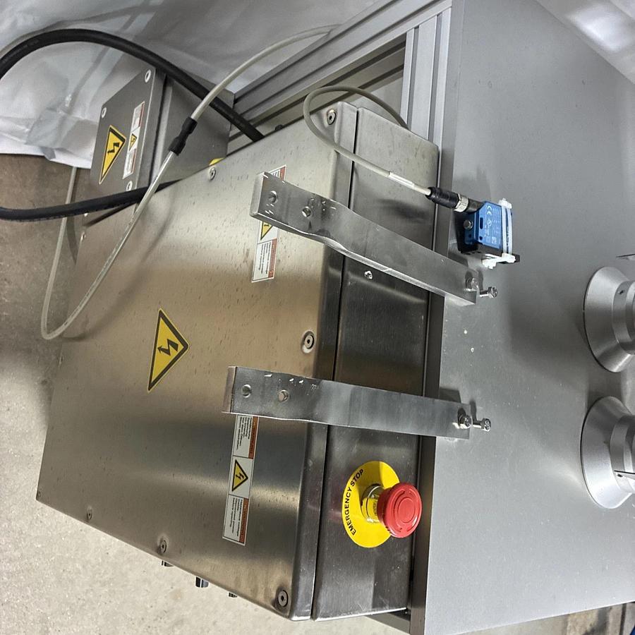 Used Pharmaceutical  Syringe Inspection Station.  Optima Group Pharma. SIE 2012