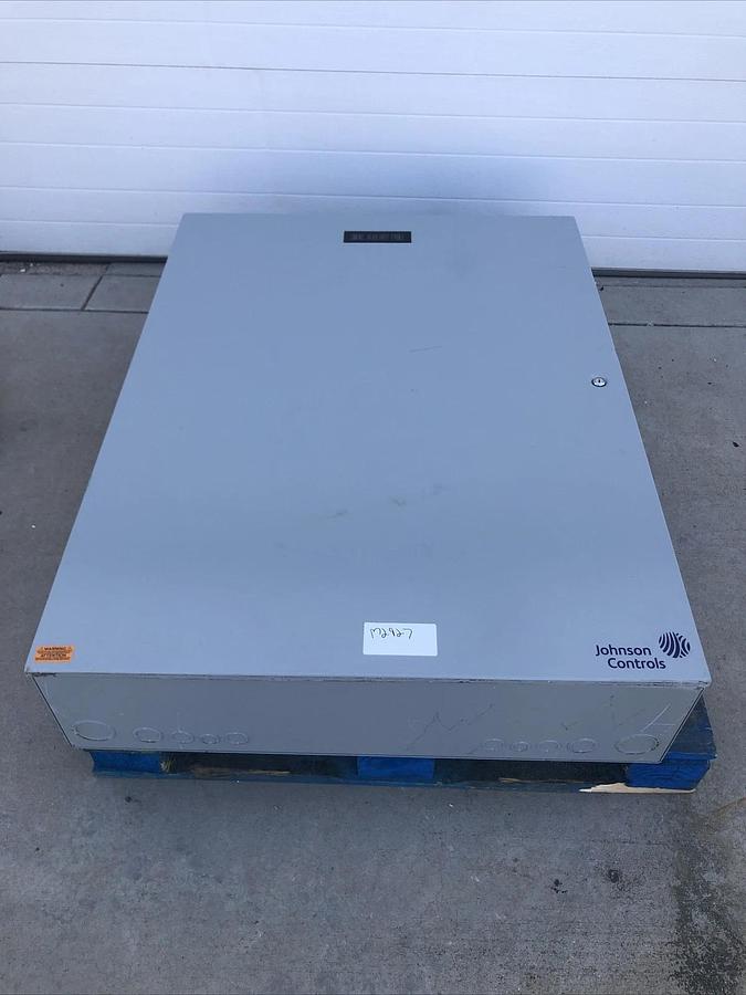 JOHNSON CONTROLS SMOKE AUXILIARY PANEL 36”x48” 6x MS-IOM4711-0U 1x FAC2611-0U -