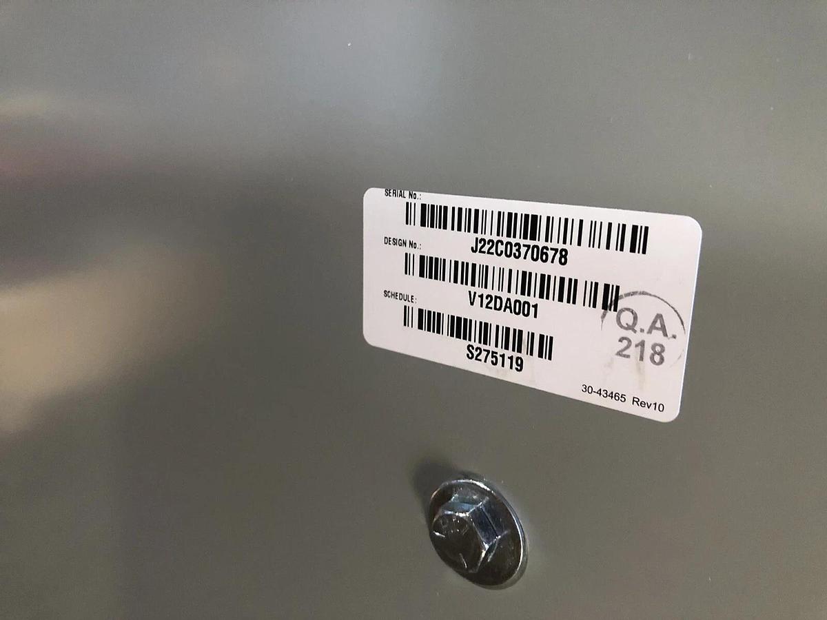 Used EATON V48M28T1216LS47 3 PHASE 112.5 KVA DRY TYPE TRANSFORMER 480 X 208Y/120 NEW*