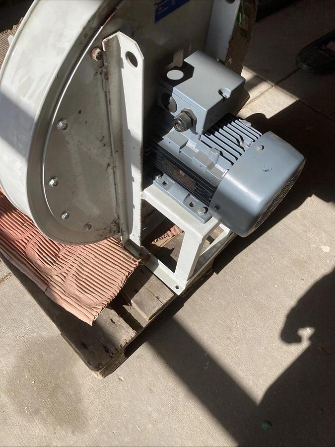 Used CBI CH4/3HDB450/2,2/2-60Hz Centrifugal Blower Fan w/Bracket | U.S.A. SELLER