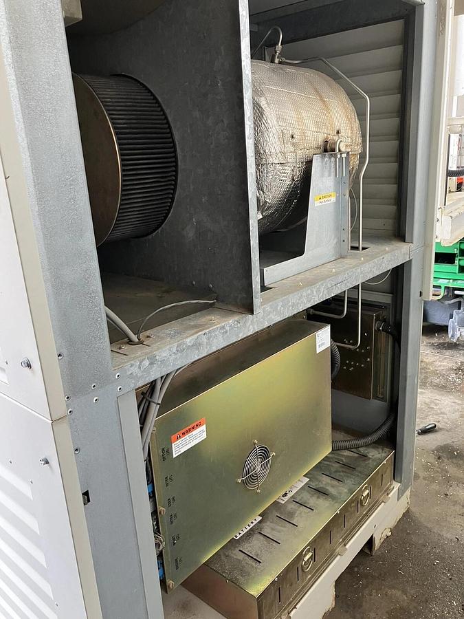 Used Capstone Microturbine 330 Turbine NatGas 3PH 480V 28kW NEW BATTERY PACK 2500hrs