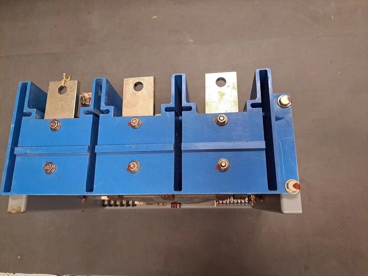 ITT Jennings RP170-2300-00 3-Pole Vacuum Contactor 7.2KV 450A 115/230V AC/DC NEW