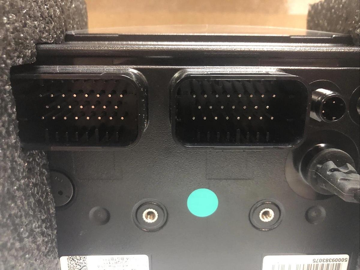 1 New, PV700-T: PowerView, 700 Touch (78700667)