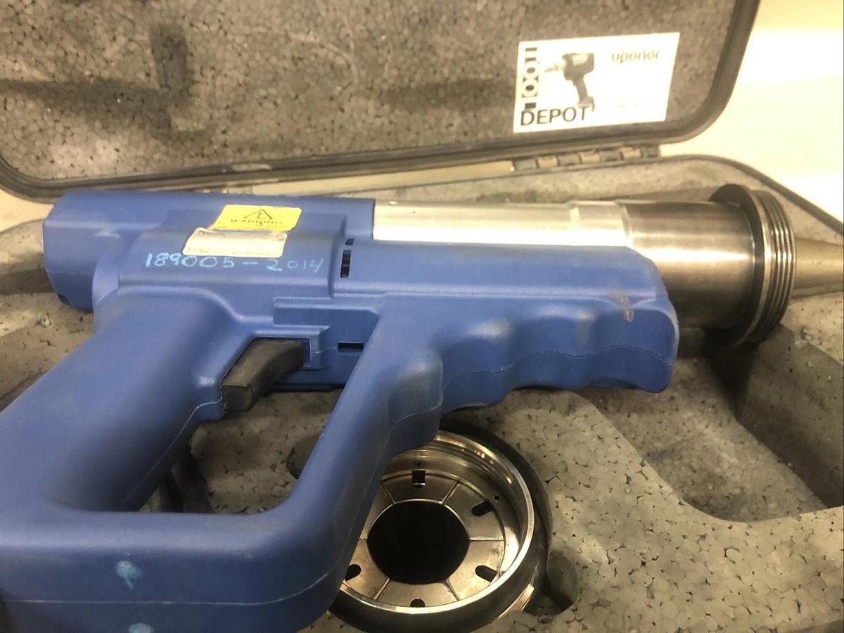 Used 1 Used Uponor ProPEX 201 Corded Expander Tool 2” Pipe Expander Pex Expander *