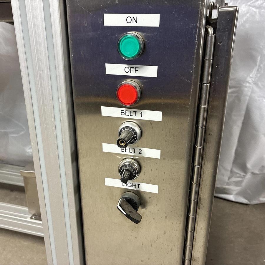 Used Pharmaceutical Syringe Inspection Station. Optima Group Pharma. SIE 2011