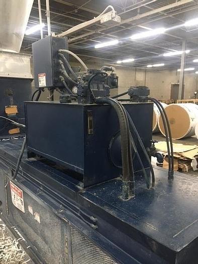 Used INTERNATIONAL LONG RAM HORIZONTAL BALER