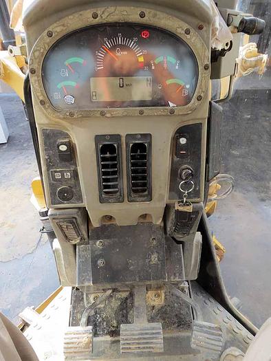 Used 2012 CATERPILLAR 140 M 2 AWD