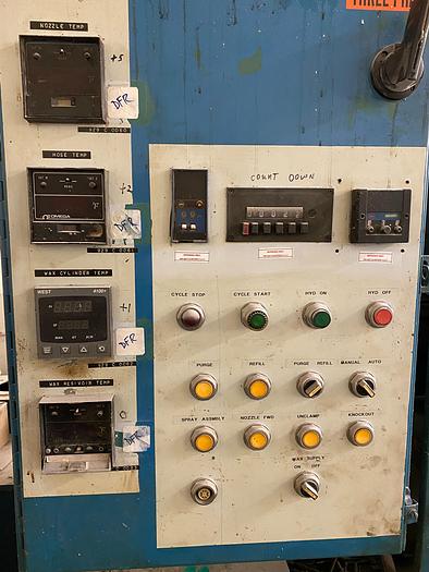 Used 1998 MPI INVESTMENT CASTING WAX PRESS 44-30 HORIZONTAL( On Hold)