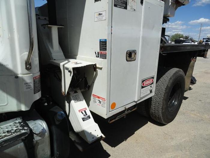 Used 2012 FREIGHTLINER BUSINESS CLASS M2 106