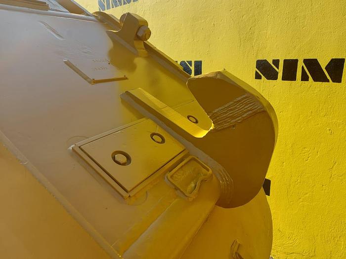 Used CAT Trenching Bucket