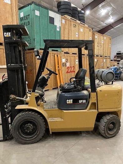 Used Caterpillar Fork Lift GP30