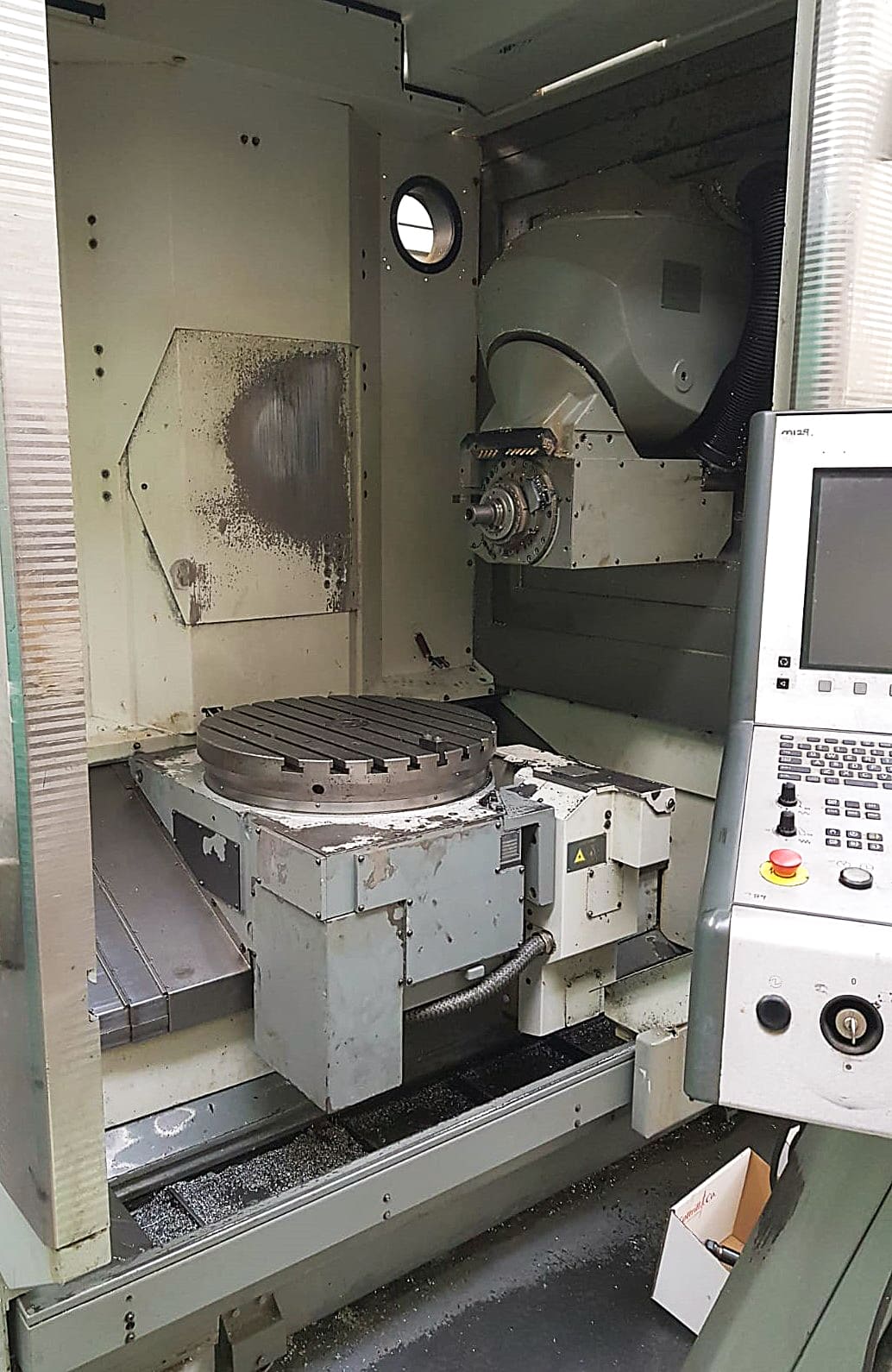 Used DECKEL MAHO DMU 60P