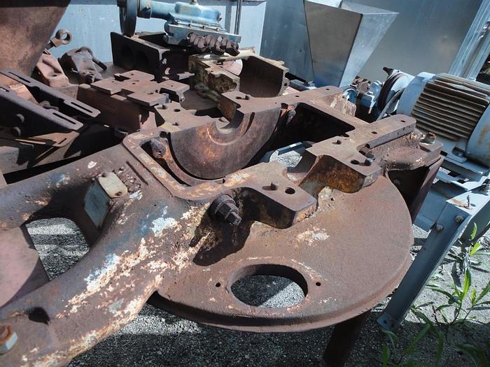 Used Mill, Mikro, 2DH, C/st, No Drive, Less Feed #S482011