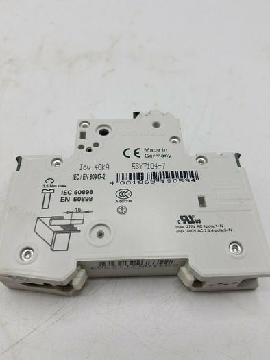 Used SIEMENS CIRCUIT BREAKER IEC/EN 60947-2