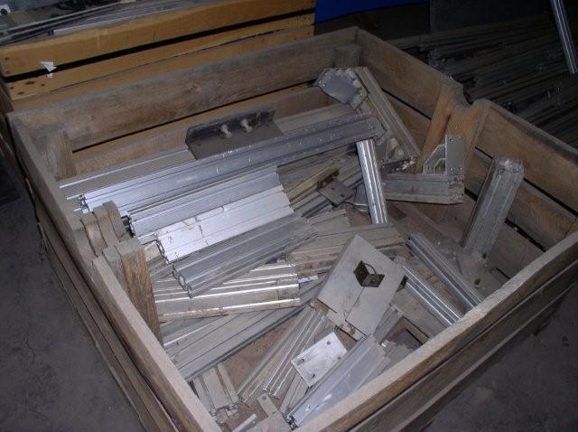 Used 80/20 inc. Aluminum Extrusions Building Components & Hardware; T-Slot