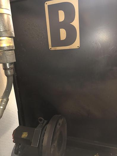 Used FANUC ARCMATE 200iB MIG WELDING CELL WITH A/B SIDED INDEX TABLE AND 7TH AXIS SERVO HEADSLTOCK