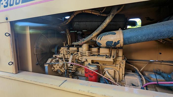 Used Broderson 30,000-Lb Capacity Crane RT-300-B