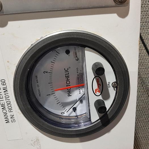 Used Used Microzone Corporation Horizontal Laminar Flow Work Station.