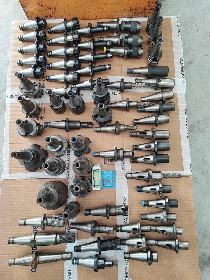 Usato Coni ISO 40/DIN 2080 usati per fresatrici