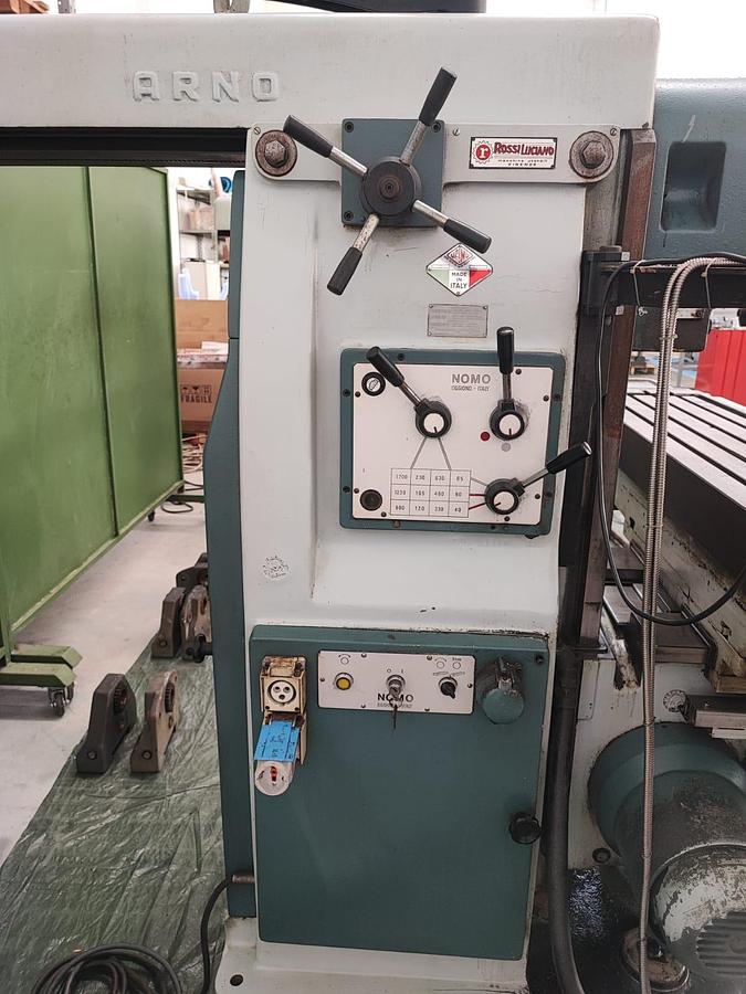 Usato Fresatrice universale ARNO NOMO F30