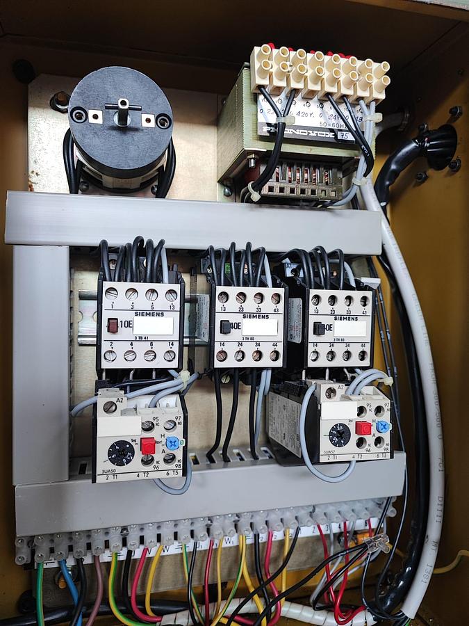 Usato Fresatrice a testa veloce LAGUN FTV-4 | 800x345x400 | Visualizzata