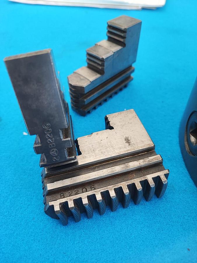 Usato MARIO PINTO mandrino da 200, 3+3+3 griffe, doppia guida