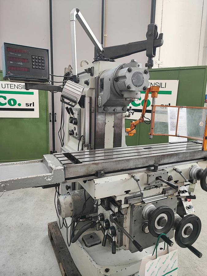 Usato Fresatrice universale verticale ARNO NOMO F20 | 900x300x400 | Visualizzata