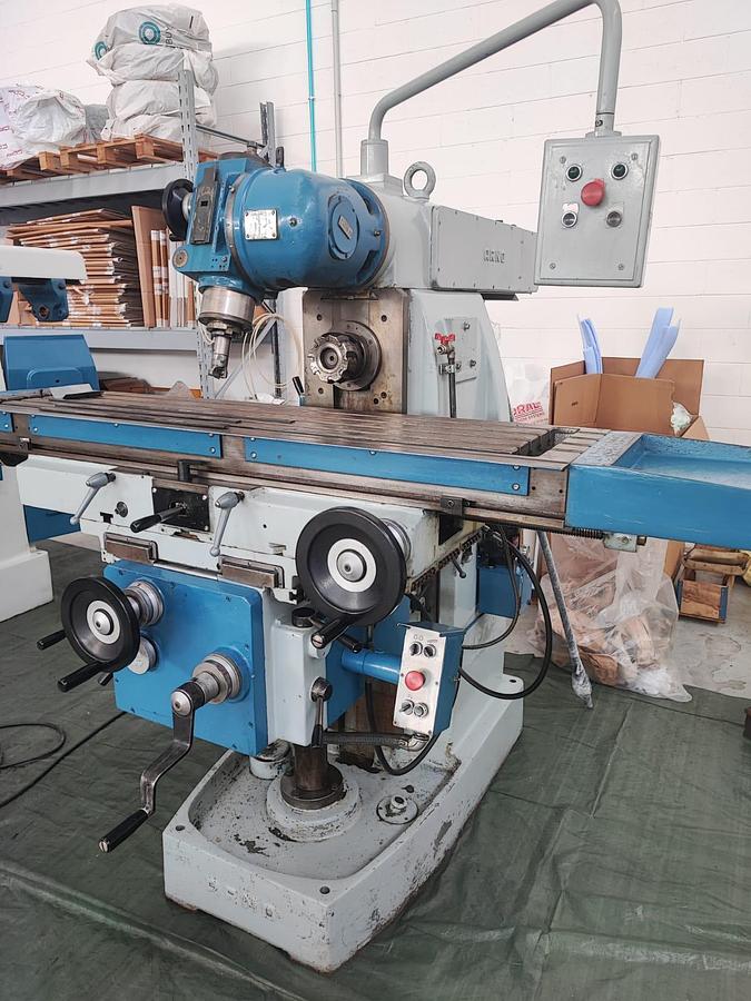 Usato Fresatrice universale ARNO NOMO F30 | Testa birotativa