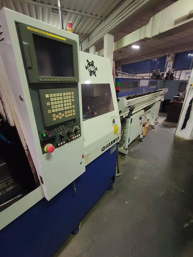 Usato Tornio a fantina mobile HANWHA ML 20 con caricatore IEMCA BOSS | CNC Fanuc