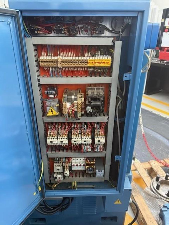 Ricondizionato Tornio parallelo CMT URSUS 250x2000x105 | Parzialmente revisionato