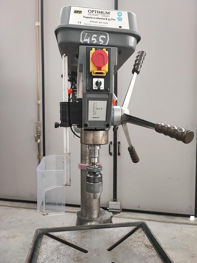 Usato Trapano a colonna OPTIMUM B33 PRO 400V con trasmissione a cinghia - tavola inclinabile